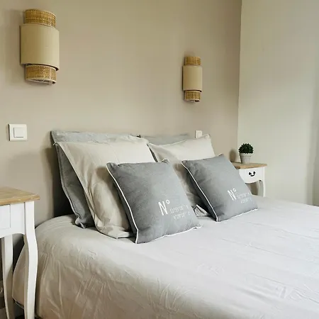 Le 4 Maison De Charme Proche De La Wifi 度假居