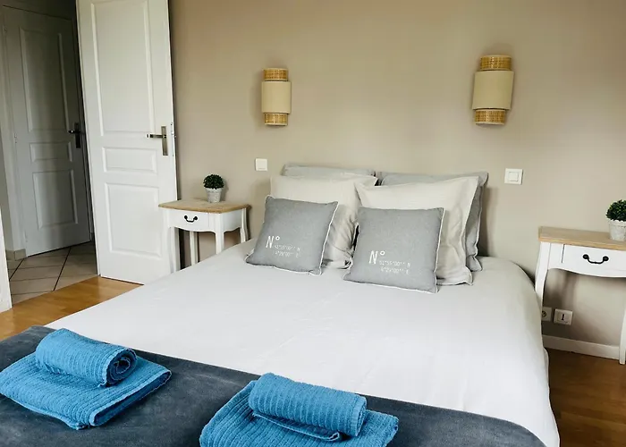 Сasa de vacaciones Le 4 Maison De Charme Proche De La Wifi *