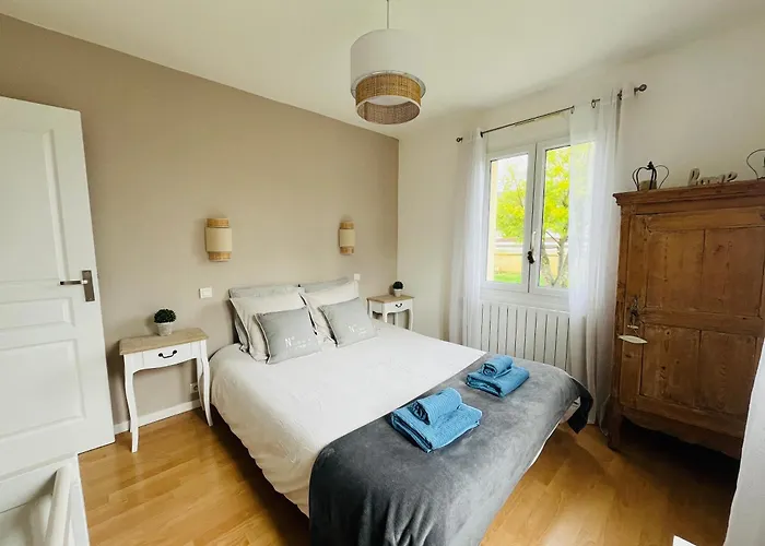 Le 4 Maison De Charme Proche De La Wifi Casa de Férias